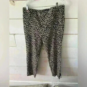 Banana Republic Sloan trousers, size 12, animal print EUC